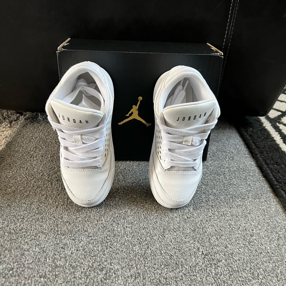 Air Jordan kids Flight Origin 4 White Sneakers - Picture 5 of 13